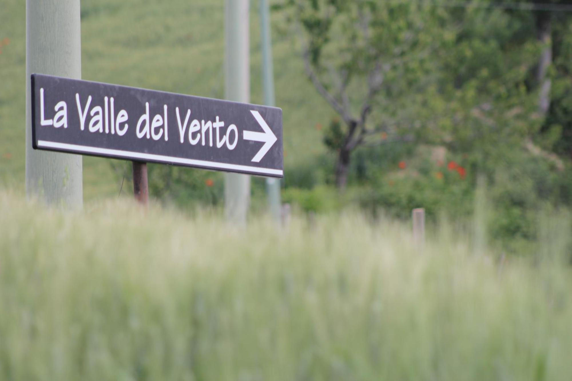 Agriturismo La Valle Del Vento Urbino Exterior foto